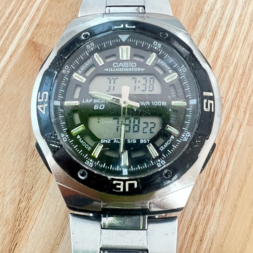 Casio Men's Silver Watch with Black Dial